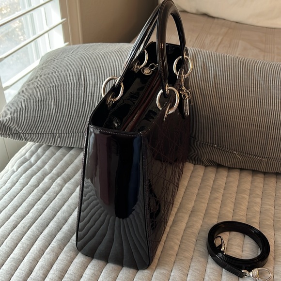 Lady Dior Patent Leather Cannage Large with Strap - Picture 6 of 12